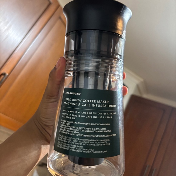 Starbucks Other - STARBUCKS COLD BREW COFFEE MAKER